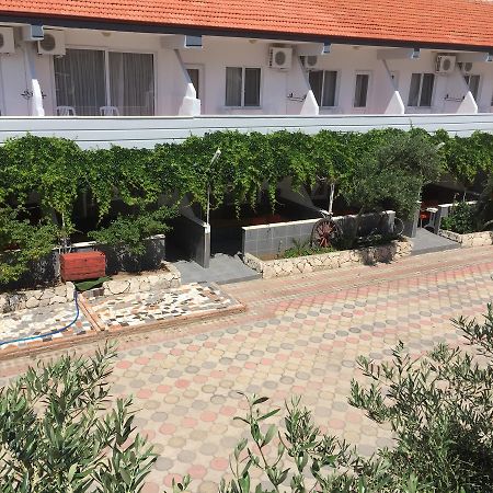 Karakas Motel Ayvalı Exteriér fotografie